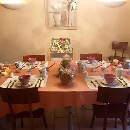 La Casa De Valerie