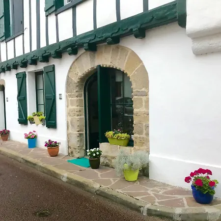 Bed & Breakfast La Casa De Valerie 2*