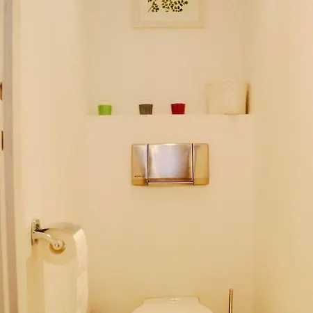 La Casa De Valerie Bed & Breakfast