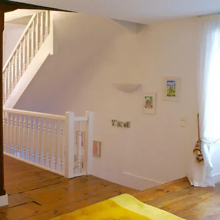 La Casa De Valerie 2*