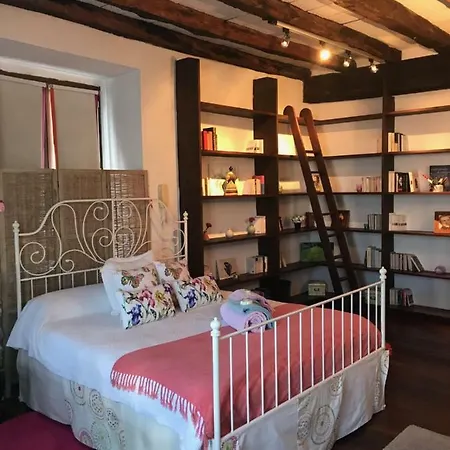 La Casa De Valerie
